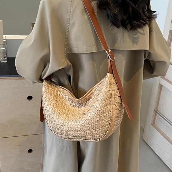 Tan and brown bag - Picture 2 of 6